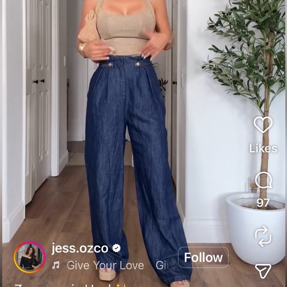 New year sale Zara WIDE LEG DENIM EFFECT LINE BLEND PANTS Size M
🚨FIRM PRICE - Picture 13 of 14